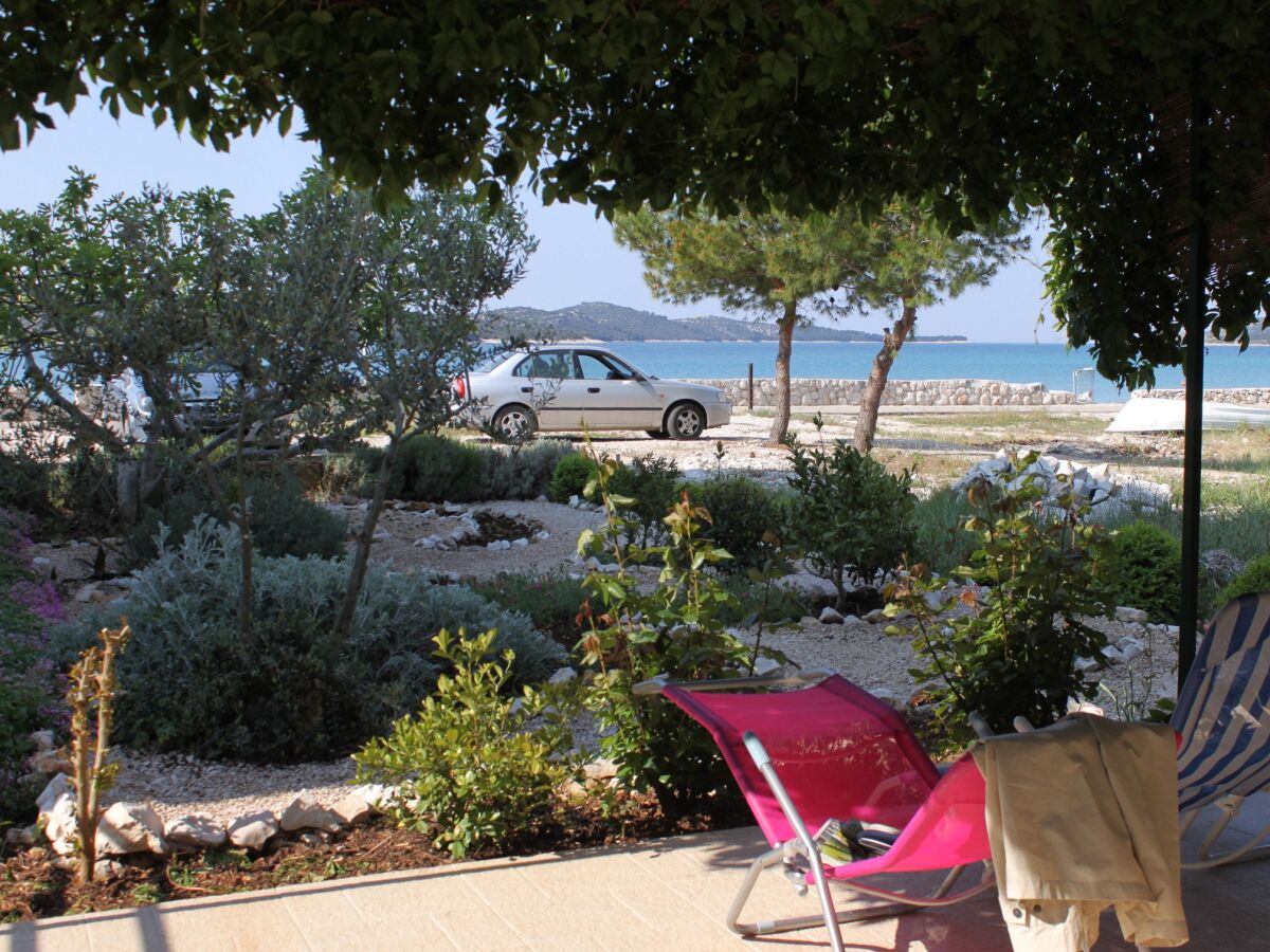 Apartment Two bedroom apartment near beach Žaborić, Šibenik A-6097-b - Outdoor photo 3