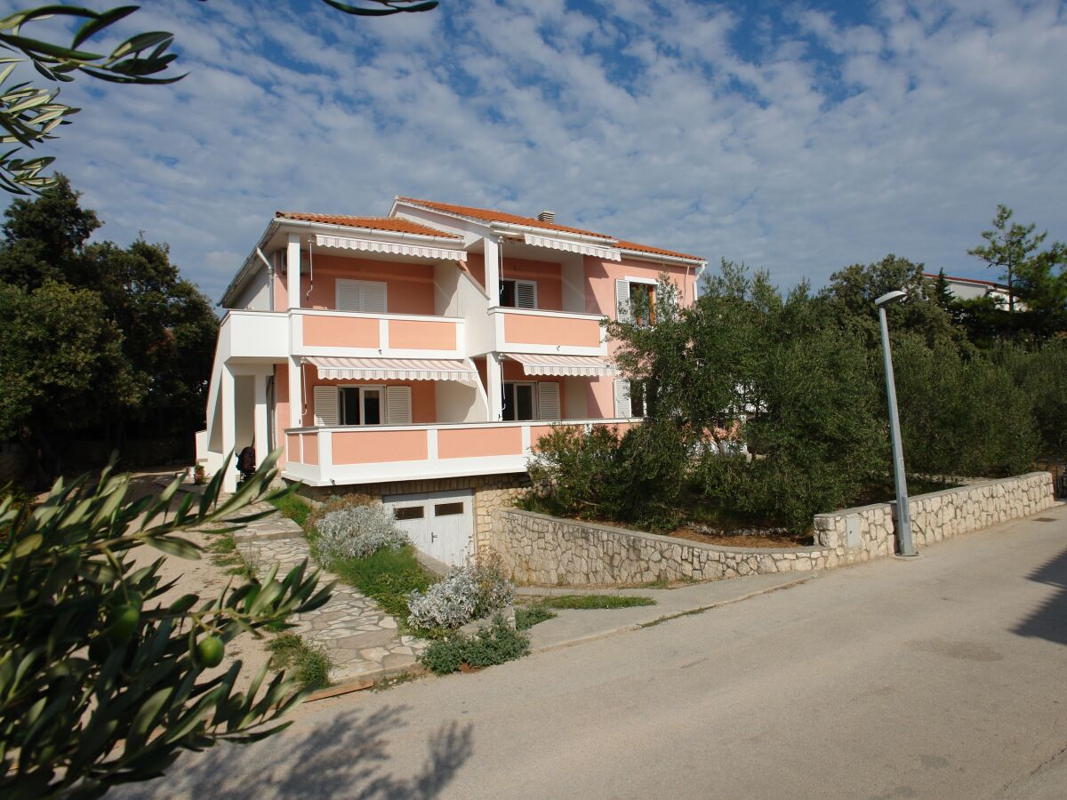 Apartment One bedroom apartment with terrace Mandre, Pag A-6418-d - Outdoor photo 5