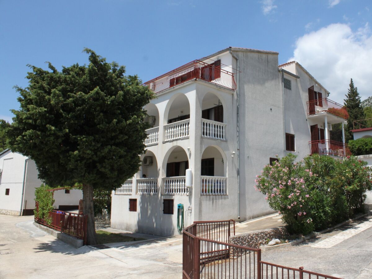 Apartment One bedroom apartment with balcony and sea view Starigrad, Paklenica A-6431-b - Outdoor photo 4