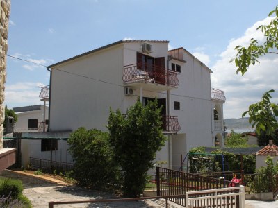 Apartment One bedroom apartment with balcony and sea view Starigrad, Paklenica A-6431-b - Outdoor photo 5