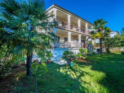 Apartment One bedroom apartment with terrace Poreč A-6984-b - Outdoor photo 2