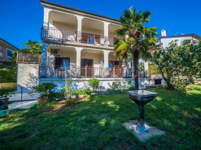 Apartment One bedroom apartment with terrace Poreč A-6984-b - Outdoor photo 3