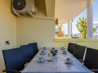 Apartment Two bedroom apartment with terrace Vir A-23588-a in Vir - Apartment