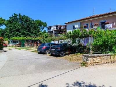 Apartment Two bedroom apartment with balcony Banjole, Pula A-3002-b - Outdoor photo 6