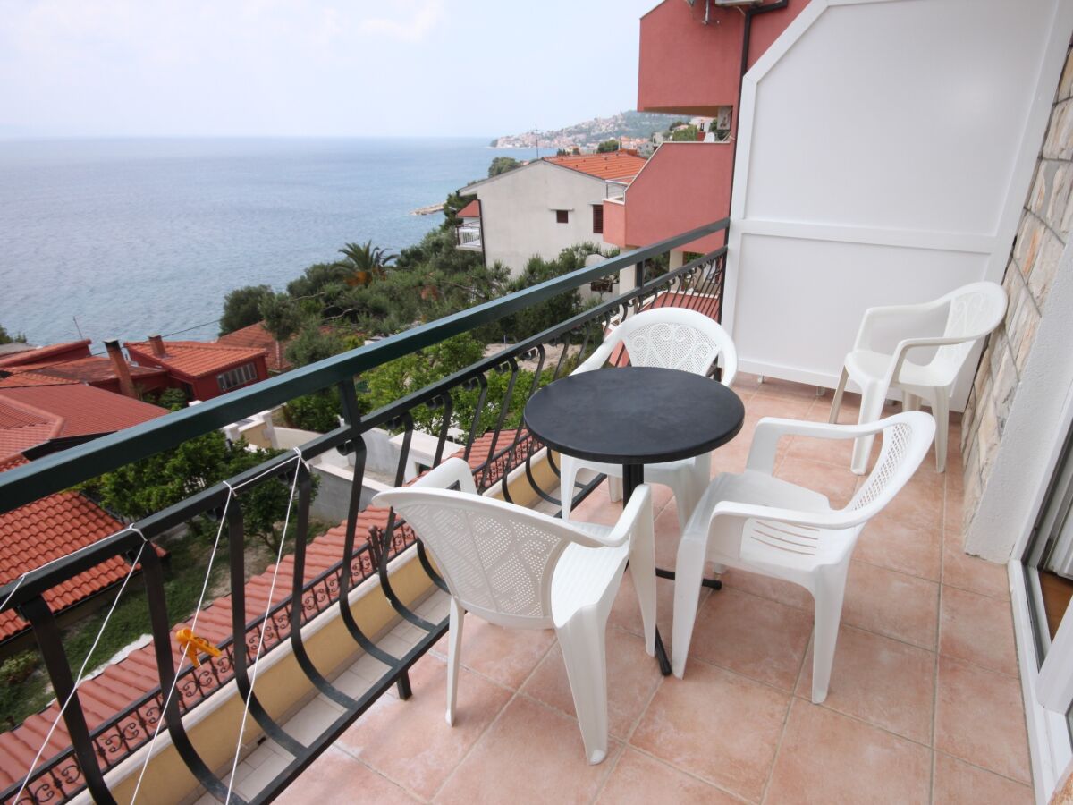 Apartment One bedroom apartment with balcony and sea view Živogošće - Porat, Makarska A-6700-b