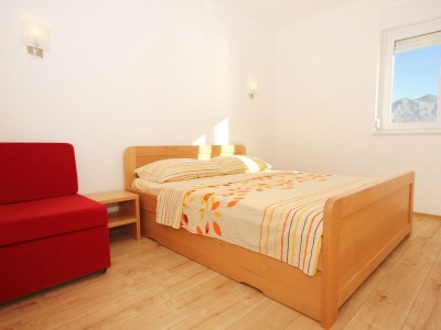 Apartment One bedroom apartment with balcony and sea view Duće, Omiš A-9437-g in Dugi Rat - Apartment