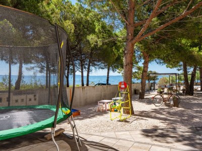 Apartment Two bedroom apartment with terrace and sea view Vir - Kozjak, Vir A-21540-d - Outdoor photo 7