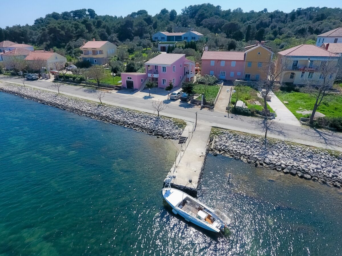 Apartment One bedroom apartment near beach Veli Rat, Dugi otok A-11525-c - Outdoor photo 2