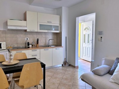 Apartment One bedroom apartment with balcony and sea view Čižići, Krk A-22046-d - Outdoor photo 15