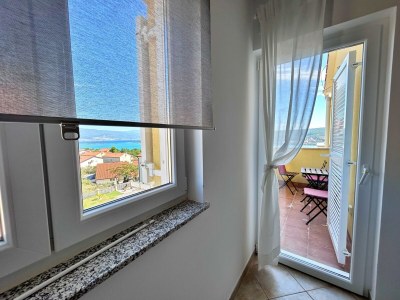 Apartment One bedroom apartment with balcony and sea view Čižići, Krk A-22046-d - Outdoor photo 24