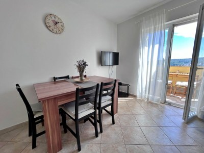 Apartment Two bedroom apartment with balcony and sea view Čižići, Krk A-22046-e - Outdoor photo 15