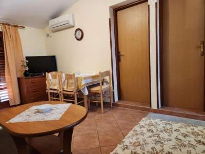 Apartment Two Bedroom Apartment (A2) - Features photo 8