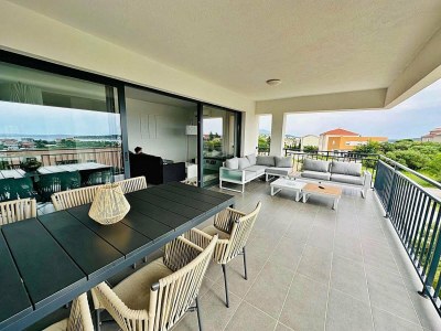 Apartment Moderne Wohnung, 300 m vom Strand entfernt in Banjol - Apartment
