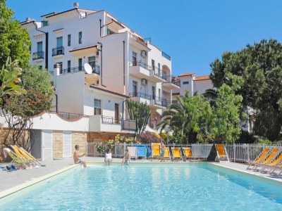 Holiday park Wohnung in Pietra Ligure - Outdoor photo 7