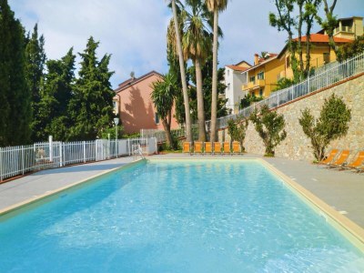 Holiday park Wohnung in Pietra Ligure - Outdoor photo 10