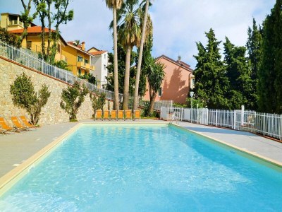Holiday park Apartment in Pietra Ligure - Outdoor photo 9