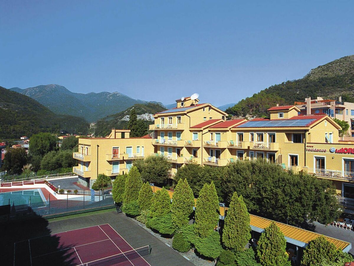 Holiday park Wohnung in Pietra Ligure - Outdoor photo 2