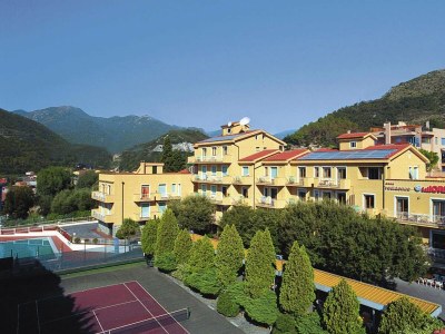 Holiday park Wohnung in Pietra Ligure - Outdoor photo 2