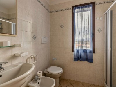 Apartment A 150 meter long mare, 2 fish - Features photo 12