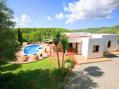 Cottage Belvilla by OYO Can Vich II - Outdoor photo 4