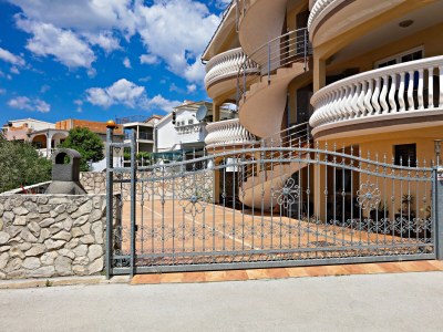 Apartment One bedroom apartment with terrace Vodice A-13973-a - Outdoor photo 14