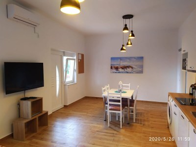 Apartment Two bedroom apartment with terrace Novi Vinodolski A-19860-b - Outdoor photo 11