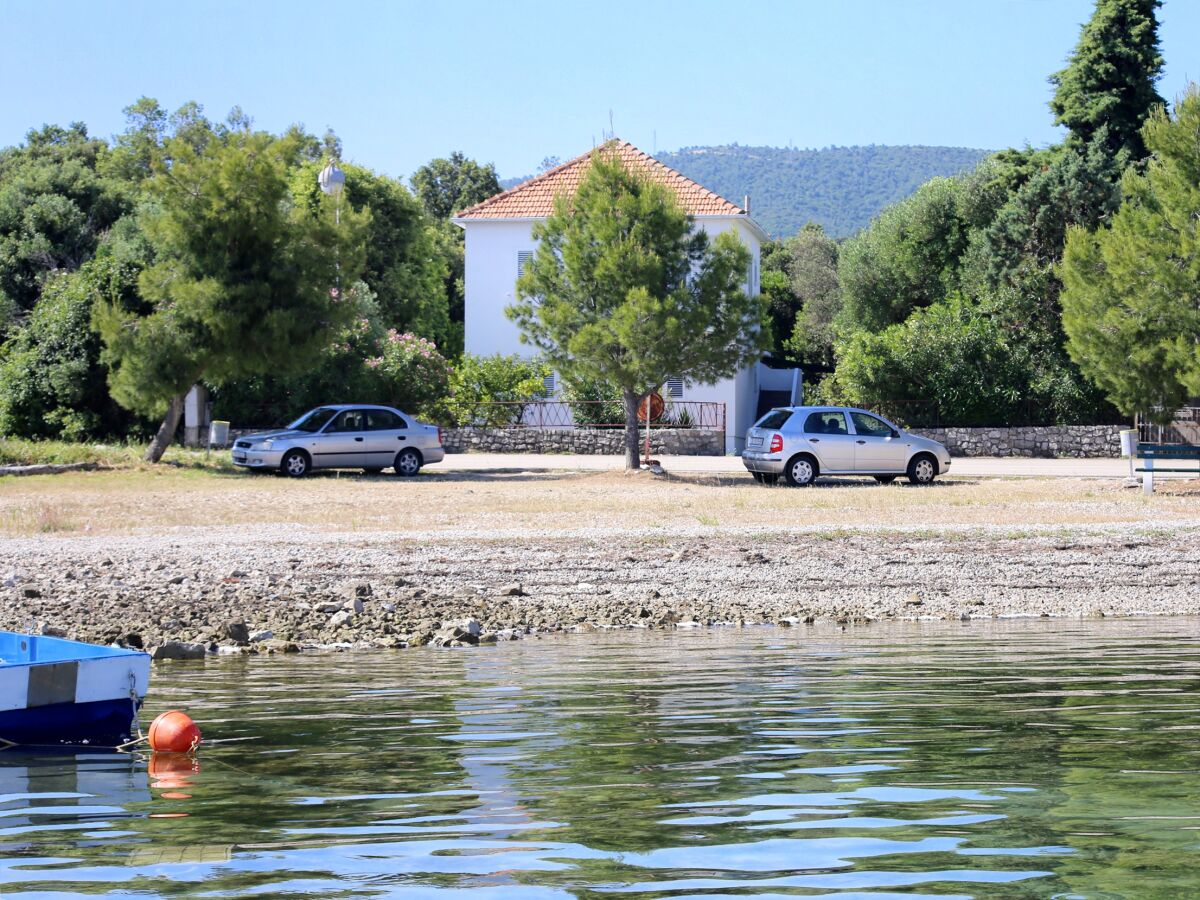 Apartment Two bedroom apartment near beach Drače, Pelješac A-4550-b