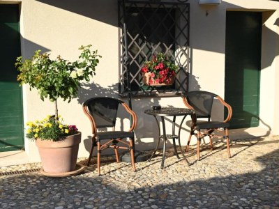 Holiday house Historic Han Hideaway Double Room 6 - Outdoor photo 26