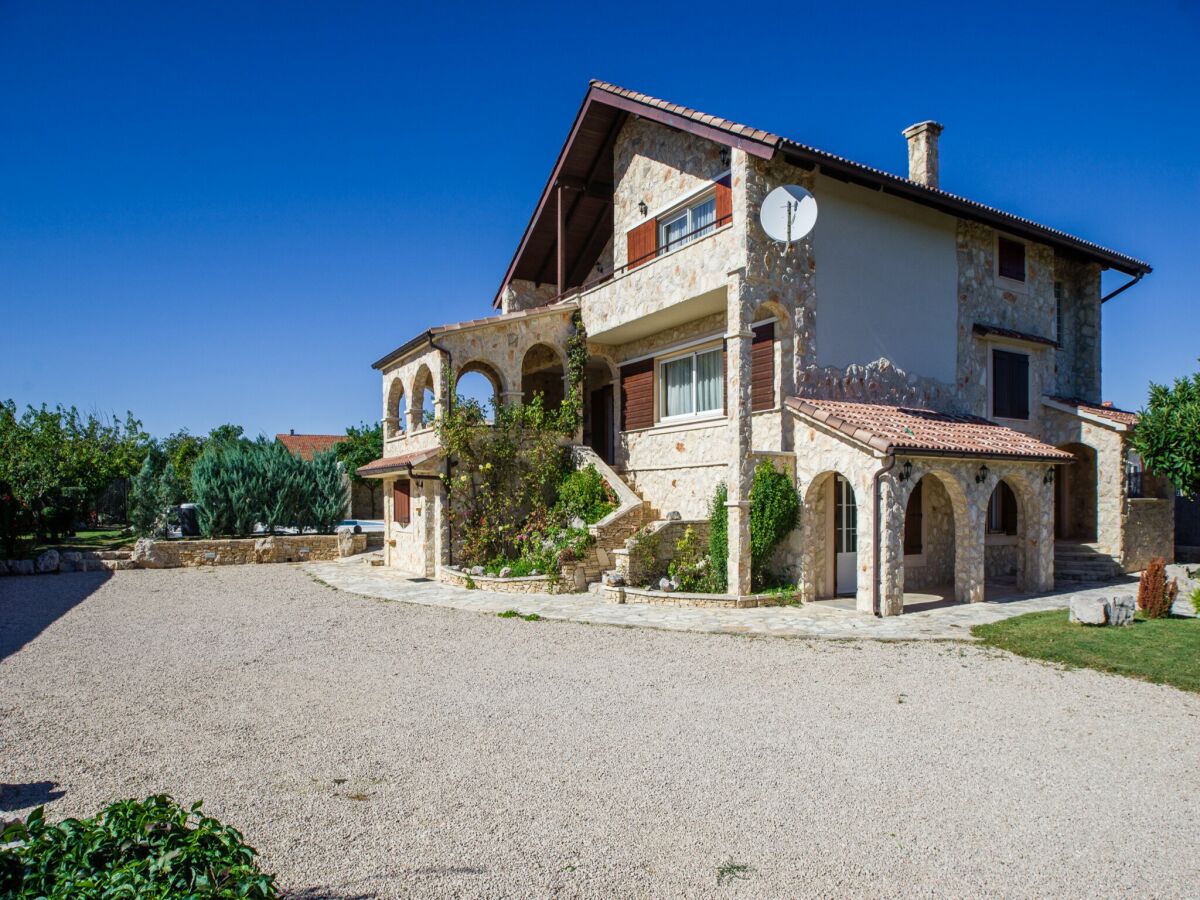 Holiday house Heated Pool Villa near Sibenik