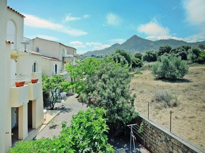 Holiday park Apartment near Sandy Beaches - Environment photo 13