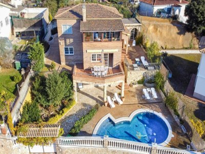 Villa Villa in Aiguaviva Park mit privatem Pool in Vidreres - Villa