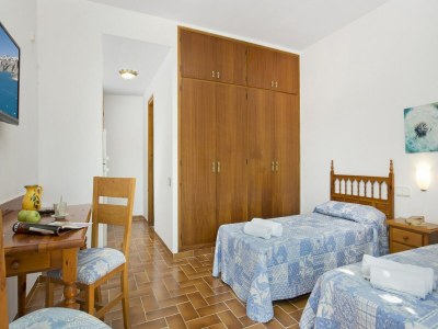 Villa Villa in Lloret de Mar with Private Pool - Features photo 20