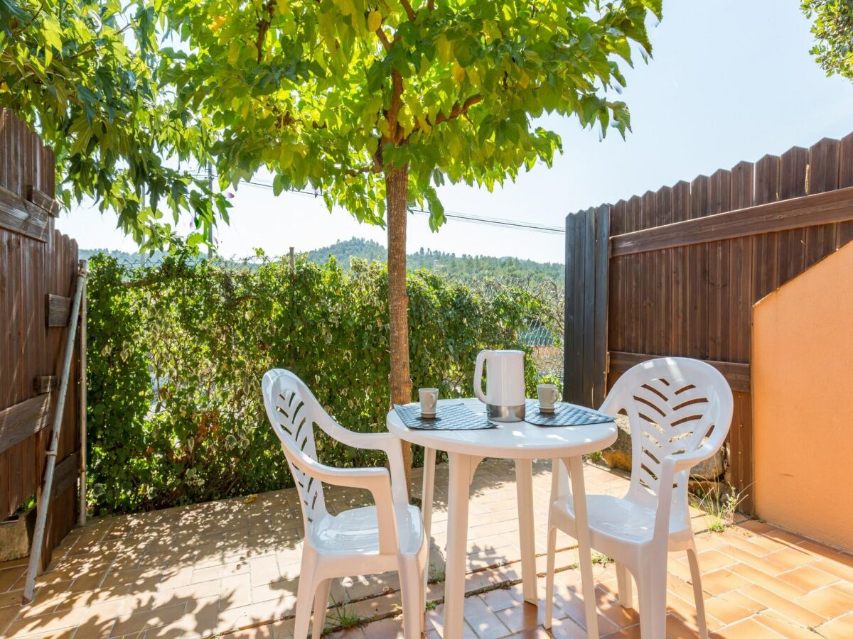 Villa Quiet residential villa in Vidreres - Outdoor photo 4