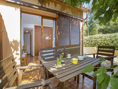 Villa Quiet residential villa in Vidreres - Outdoor photo 5