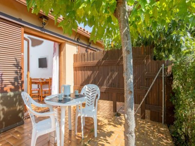 Villa Quiet residential villa in Vidreres - Outdoor photo 8