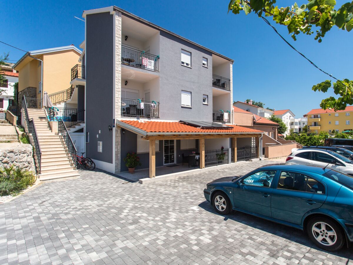 Apartment One bedroom apartment with terrace Baška, Krk A-18808-b - Outdoor photo 4