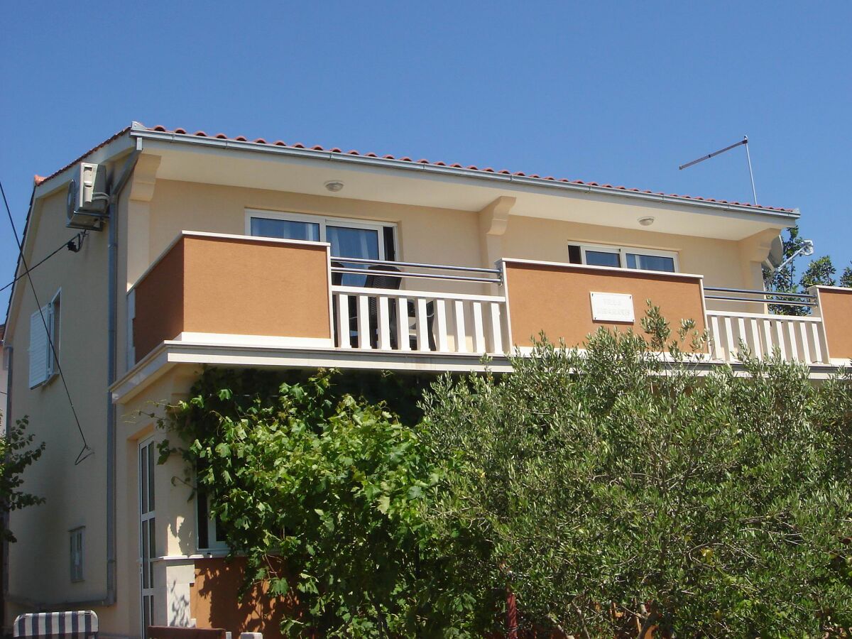 Apartment One bedroom apartment with terrace and sea view Drvenik Mali, Drvenik A-16787-c - Outdoor photo 5