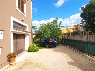 Apartment Two bedroom apartment with terrace Medulin A-19686-b - Outdoor photo 8