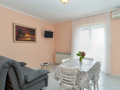 Apartment One bedroom apartment with balcony and sea view Rabac, Labin A-20746-a - Outdoor photo 9