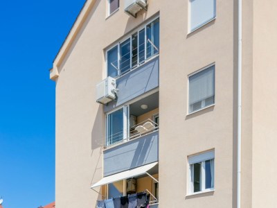 Apartment One bedroom apartment with terrace Split A-23485-a - Outdoor photo 8