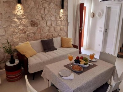 Holiday house Casa Ruben - Two Bedroom Holiday Home with Sea View - Features photo 2