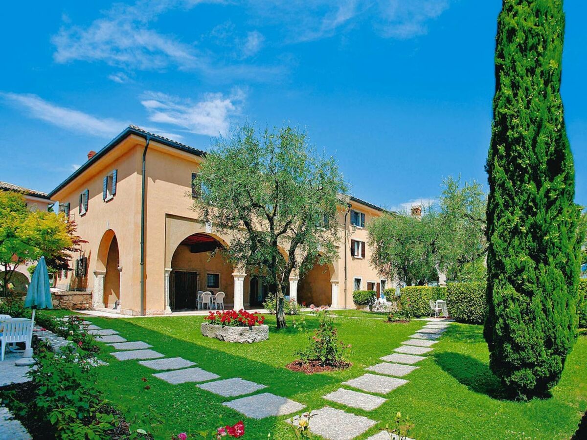 Holiday park Residence La Filanda in Costermano