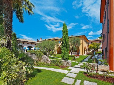 Holiday park Residence La Filanda in Costermano - Outdoor photo 27