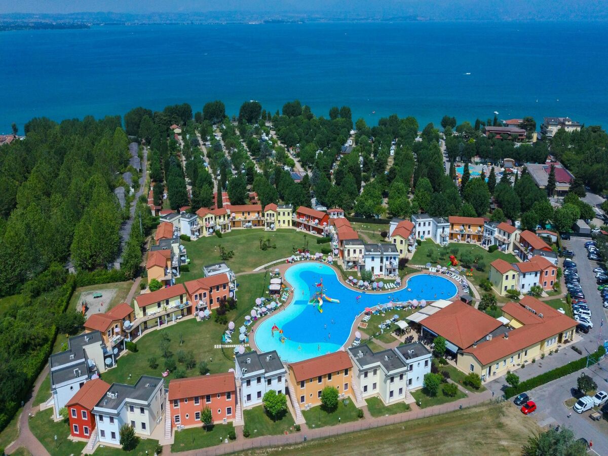 Apartment Residence Gasparina Village, Castelnuovo del Garda - Outdoor photo 2