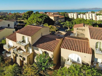 Holiday park Romantic Getaway in L'Île-Rousse - Outdoor photo 2