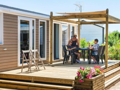 Holiday park Mobile Home in Domaine Les Mûriers - Outdoor photo 23