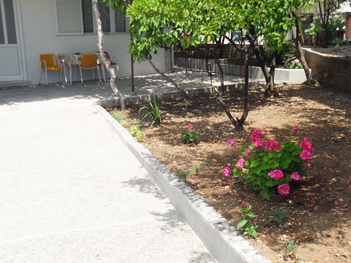 Holiday room with air-conditioning Zaostrog, Makarska S-2662-e