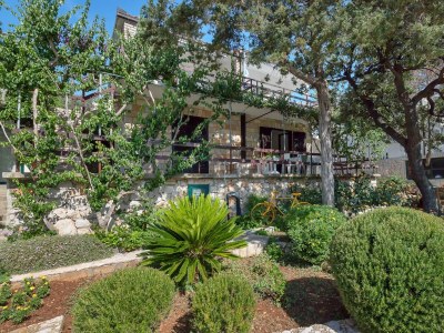 Apartment Studio flat near beach Cove Pokrivenik, Hvar AS-14345-a - Outdoor photo 6