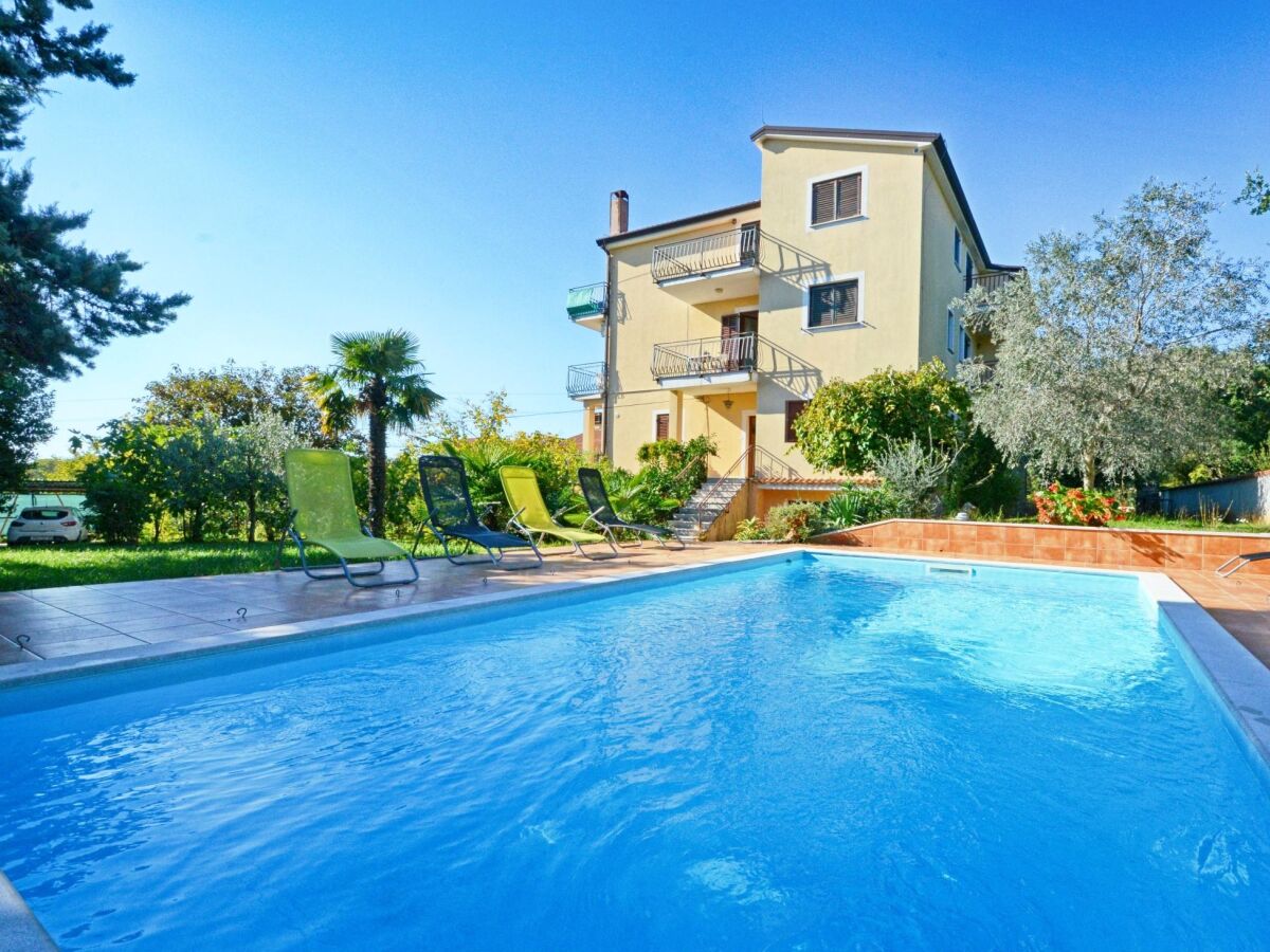 Apartment One bedroom apartment with terrace Valica, Umag A-21926-a