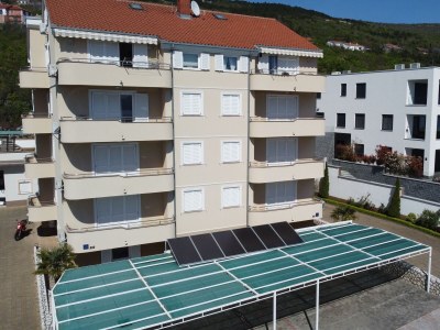 Apartment Two bedroom apartment with balcony and sea view Dramalj, Crikvenica A-19997-f - Outdoor photo 2